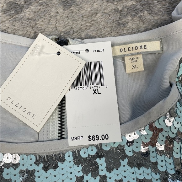 NWT Pleione Sequin Sparkle Short Sleeve Blouse Top Party Blue Silver Sz XL - Picture 6 of 9